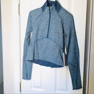 Lululemon workout jacket with thumb holes size 4